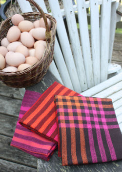 Free pattern from Louet for handwoven tea towels. 